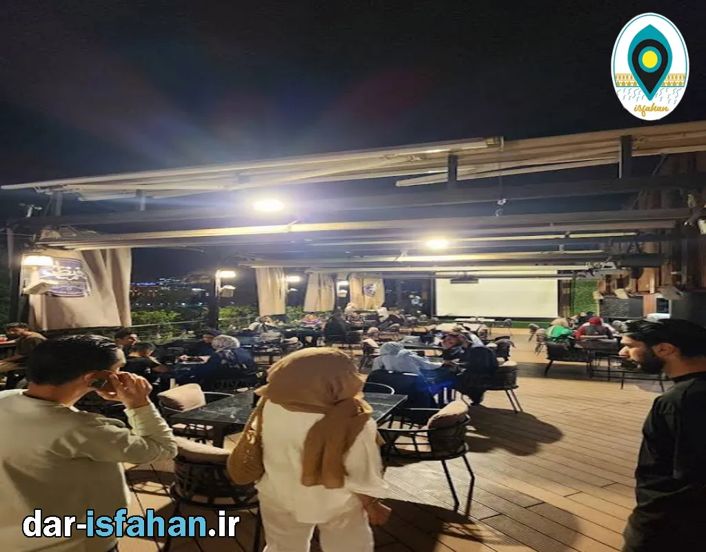 کافه هفت منظر اصفهان